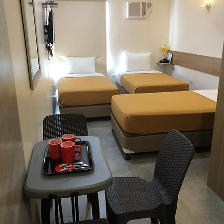 18 Suites Cebu Екстер'єр фото