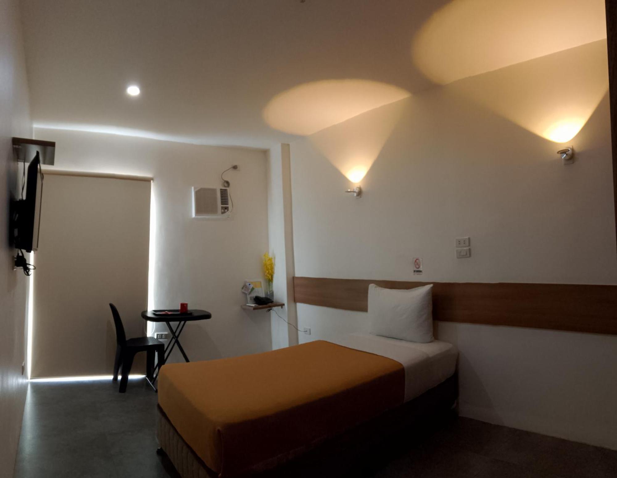 18 Suites Cebu Екстер'єр фото