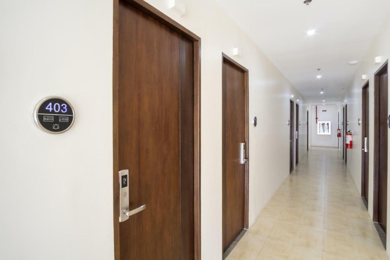 18 Suites Cebu Екстер'єр фото